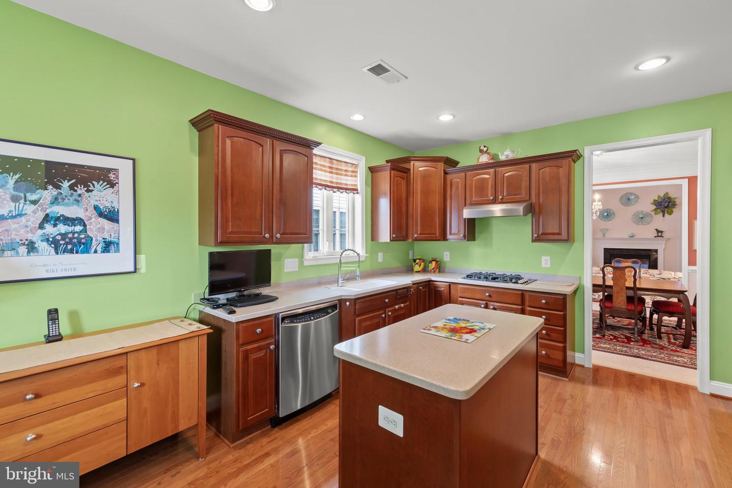 6848 TRED AVON PL, GAINESVILLE, Virginia 20155, 3 Bedrooms Bedrooms, ,3 BathroomsBathrooms,Residential,For sale,6848 TRED AVON PL,VAPW2094568 MLS # VAPW2094568