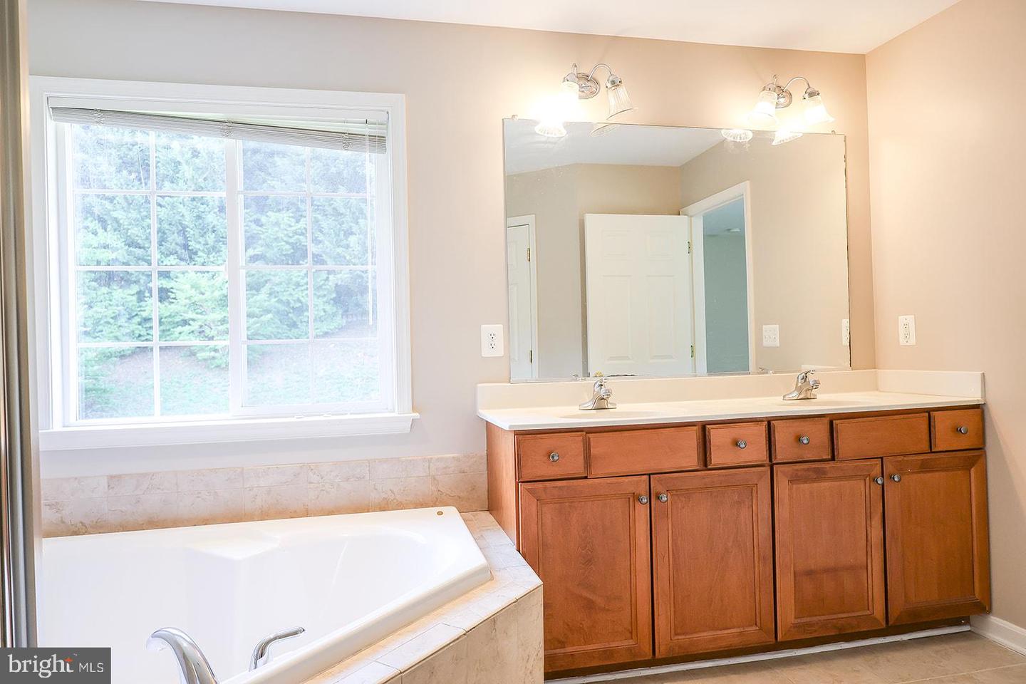 720 BEEHIVE WAY, WINCHESTER, Virginia 22601, 4 Bedrooms Bedrooms, ,3 BathroomsBathrooms,Residential,For sale,720 BEEHIVE WAY,VAWI2007684 MLS # VAWI2007684