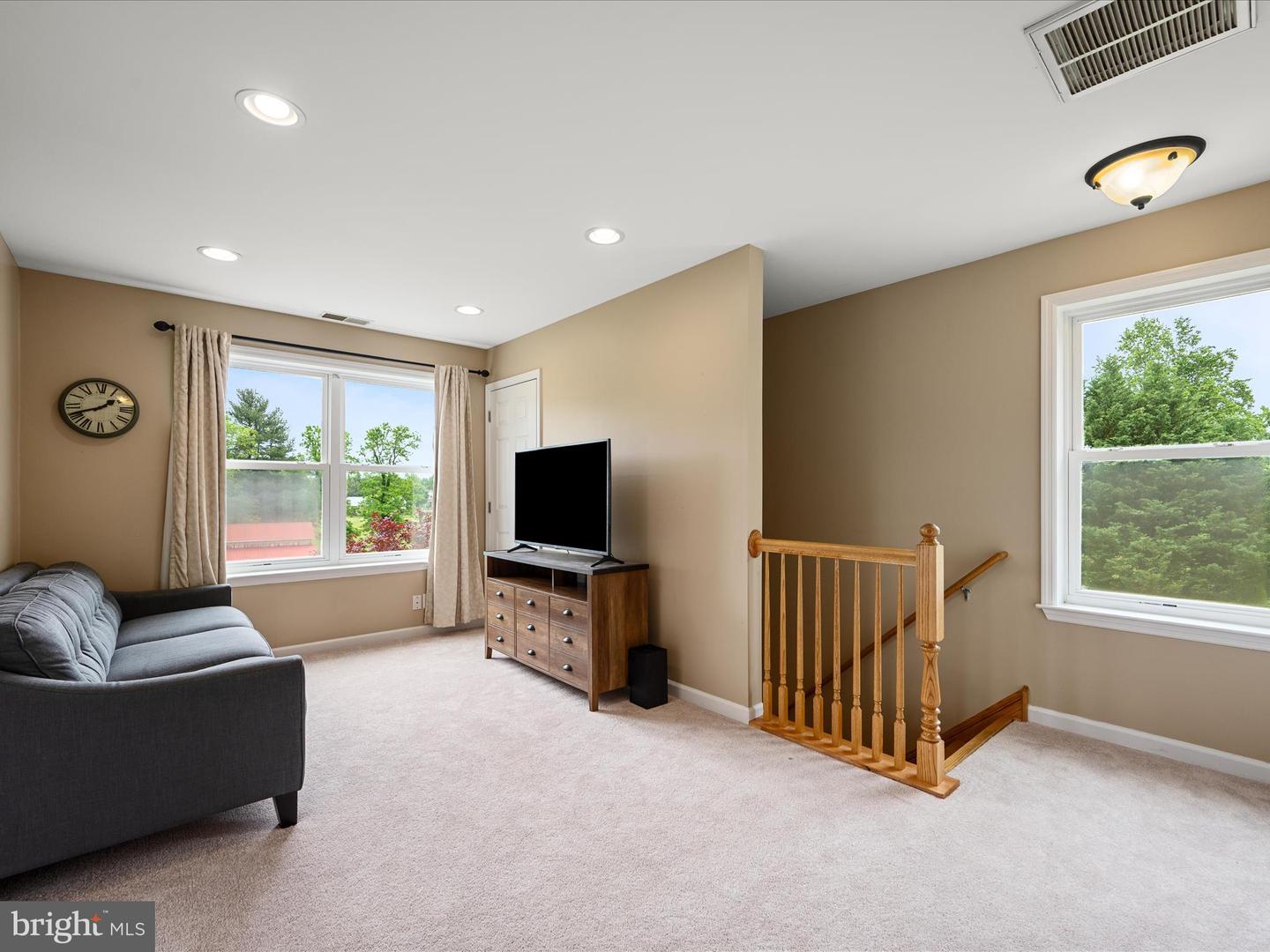 36711 PHILOMONT RD, PURCELLVILLE, Virginia 20132, 4 Bedrooms Bedrooms, ,3 BathroomsBathrooms,Residential,For sale,36711 PHILOMONT RD,VALO2096372 MLS # VALO2096372