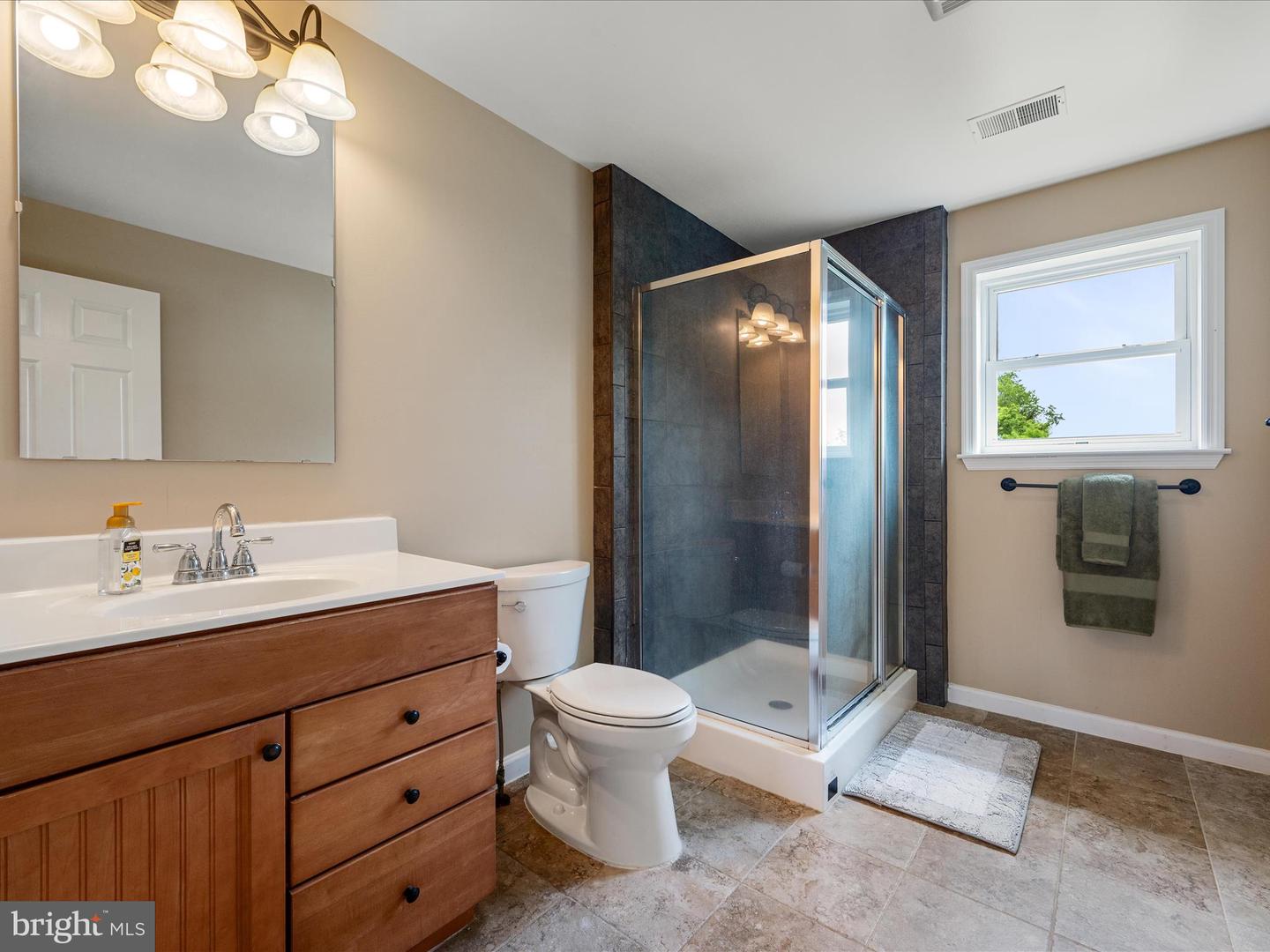36711 PHILOMONT RD, PURCELLVILLE, Virginia 20132, 4 Bedrooms Bedrooms, ,3 BathroomsBathrooms,Residential,For sale,36711 PHILOMONT RD,VALO2096372 MLS # VALO2096372