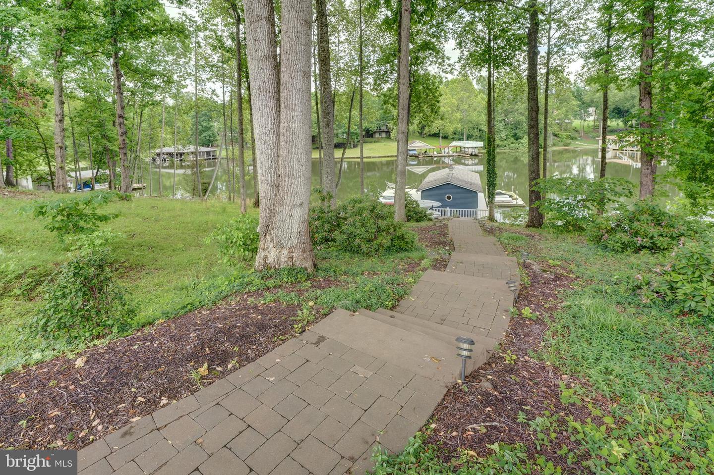 15507 CHESTNUT TREE CT, MINERAL, Virginia 23117, 4 Bedrooms Bedrooms, ,3 BathroomsBathrooms,Residential,For sale,15507 CHESTNUT TREE CT,VASP2033114 MLS # VASP2033114