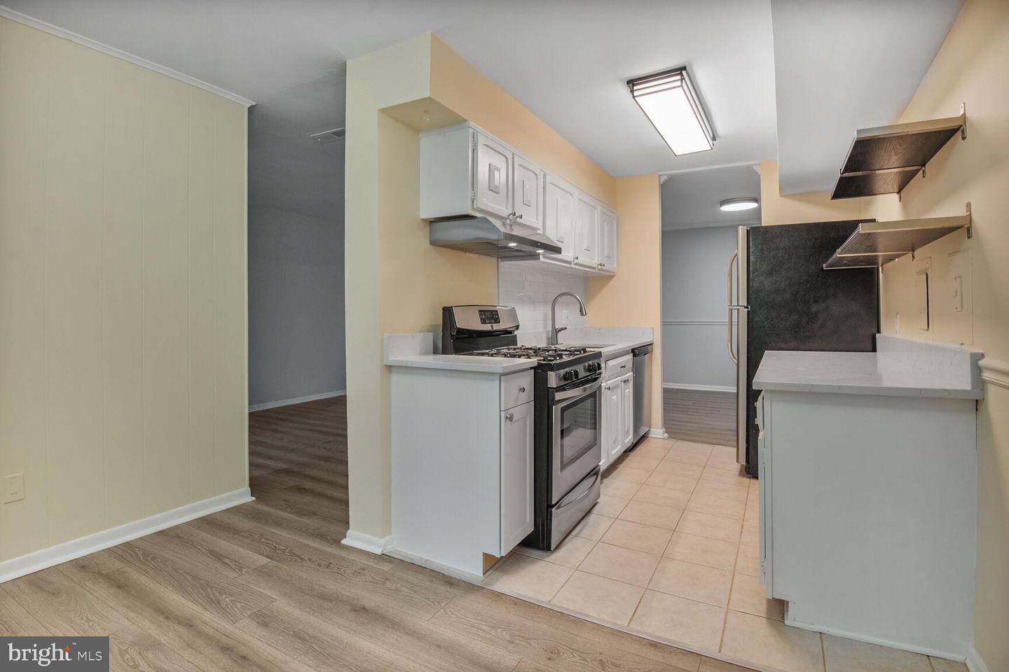 3320 WOODBURN VILLAGE DR #32, ANNANDALE, Virginia 22003, 3 Bedrooms Bedrooms, ,2 BathroomsBathrooms,Residential,For sale,3320 WOODBURN VILLAGE DR #32,VAFX2240752 MLS # VAFX2240752