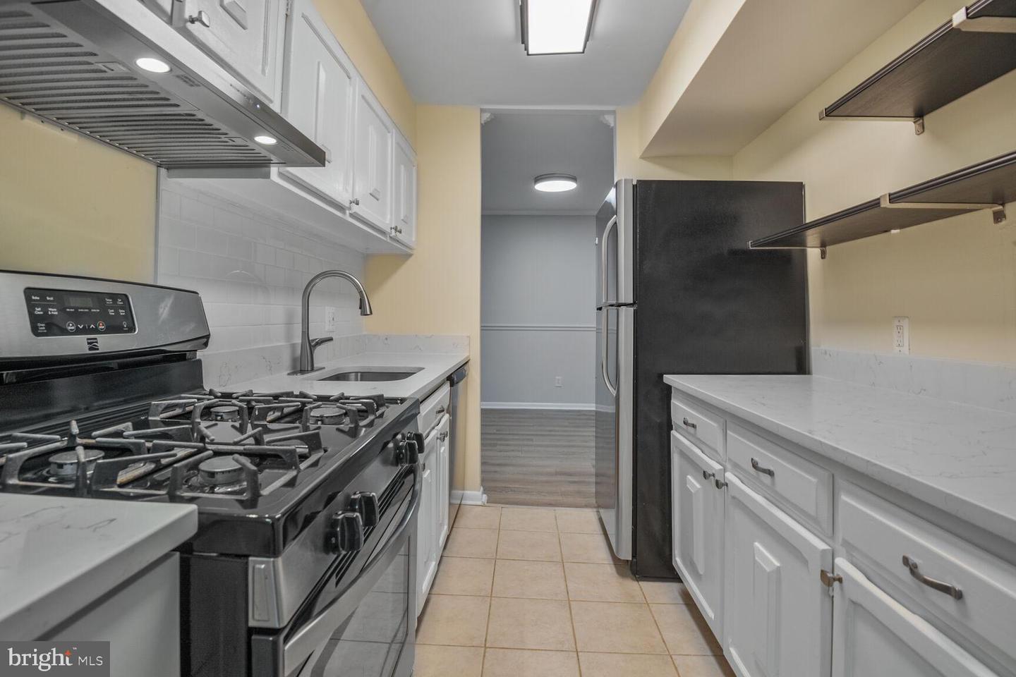 3320 WOODBURN VILLAGE DR #32, ANNANDALE, Virginia 22003, 3 Bedrooms Bedrooms, ,2 BathroomsBathrooms,Residential,For sale,3320 WOODBURN VILLAGE DR #32,VAFX2240752 MLS # VAFX2240752