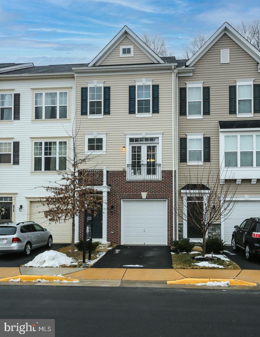 822 SAVILE ROW TER, PURCELLVILLE, Virginia 20132, 4 Bedrooms Bedrooms, ,3 BathroomsBathrooms,Residential,For sale,822 SAVILE ROW TER,VALO2096390 MLS # VALO2096390