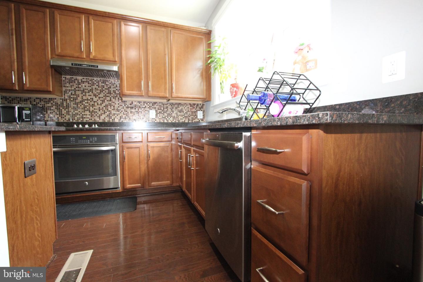 822 SAVILE ROW TER, PURCELLVILLE, Virginia 20132, 4 Bedrooms Bedrooms, ,3 BathroomsBathrooms,Residential,For sale,822 SAVILE ROW TER,VALO2096390 MLS # VALO2096390