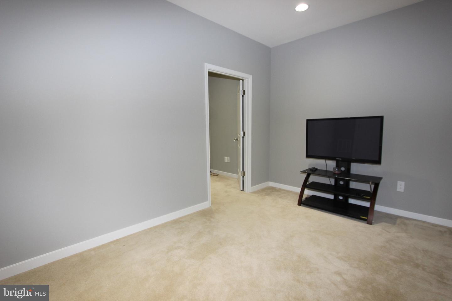 822 SAVILE ROW TER, PURCELLVILLE, Virginia 20132, 4 Bedrooms Bedrooms, ,3 BathroomsBathrooms,Residential,For sale,822 SAVILE ROW TER,VALO2096390 MLS # VALO2096390