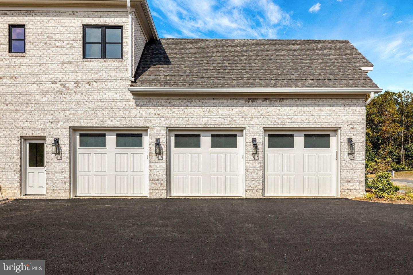 390 STILL POND RUN, GREAT FALLS, Virginia 22066, 6 Bedrooms Bedrooms, ,7 BathroomsBathrooms,Residential,For sale,390 STILL POND RUN,VAFX2240638 MLS # VAFX2240638