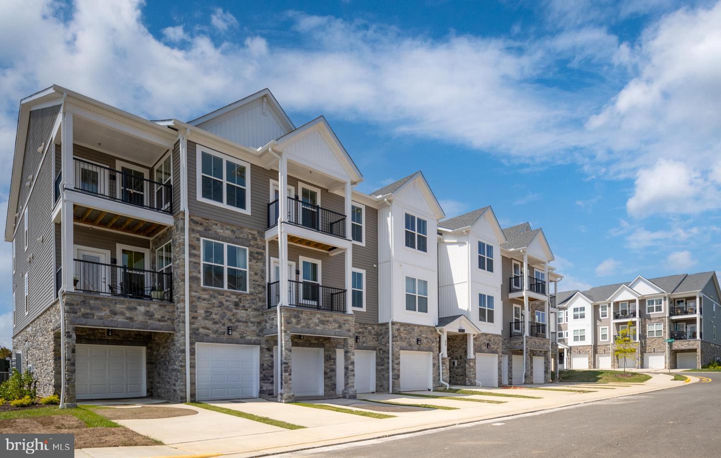 30 HYSSOP WAY #101, STAFFORD, Virginia 22554, 3 Bedrooms Bedrooms, ,2 BathroomsBathrooms,Residential,For sale,30 HYSSOP WAY #101,VAST2038786 MLS # VAST2038786