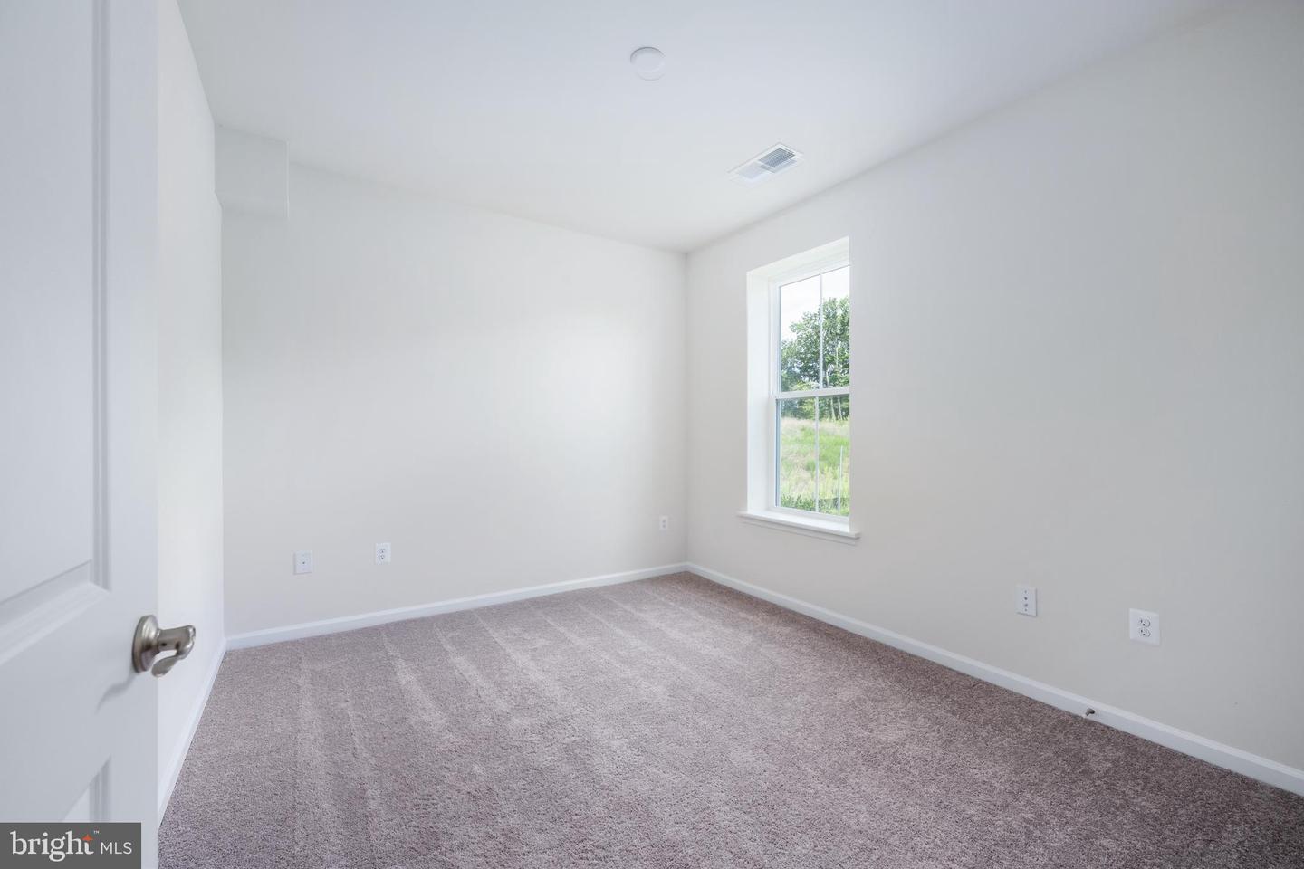 19 ARTEMISIA WAY #101, STAFFORD, Virginia 22554, 3 Bedrooms Bedrooms, ,2 BathroomsBathrooms,Residential,For sale,19 ARTEMISIA WAY #101,VAST2038790 MLS # VAST2038790