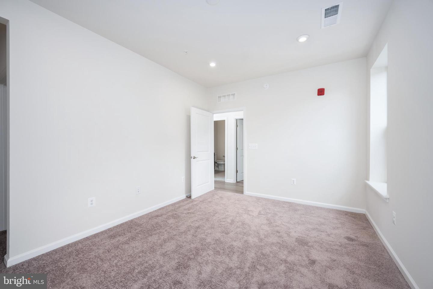 19 ARTEMISIA WAY #101, STAFFORD, Virginia 22554, 3 Bedrooms Bedrooms, ,2 BathroomsBathrooms,Residential,For sale,19 ARTEMISIA WAY #101,VAST2038790 MLS # VAST2038790
