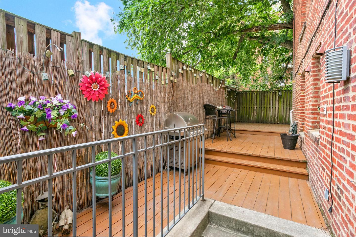2535 13TH ST NW #5, WASHINGTON, District Of Columbia 20009, 2 Bedrooms Bedrooms, ,2 BathroomsBathrooms,Residential,For sale,2535 13TH ST NW #5,DCDC2200390 MLS # DCDC2200390