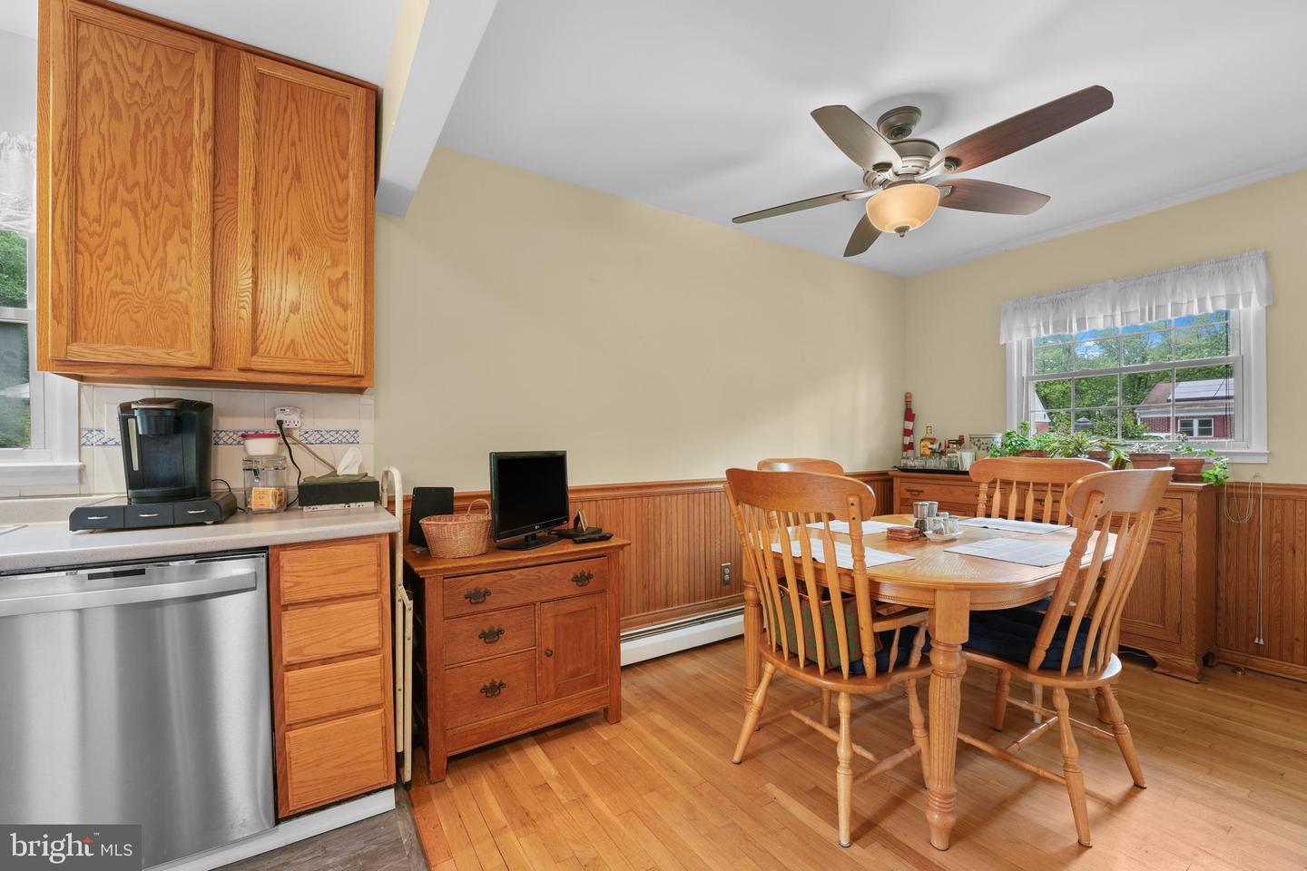 14321 BISMARK AVE, WOODBRIDGE, Virginia 22193, 3 Bedrooms Bedrooms, ,2 BathroomsBathrooms,Residential,For sale,14321 BISMARK AVE,VAPW2094614 MLS # VAPW2094614
