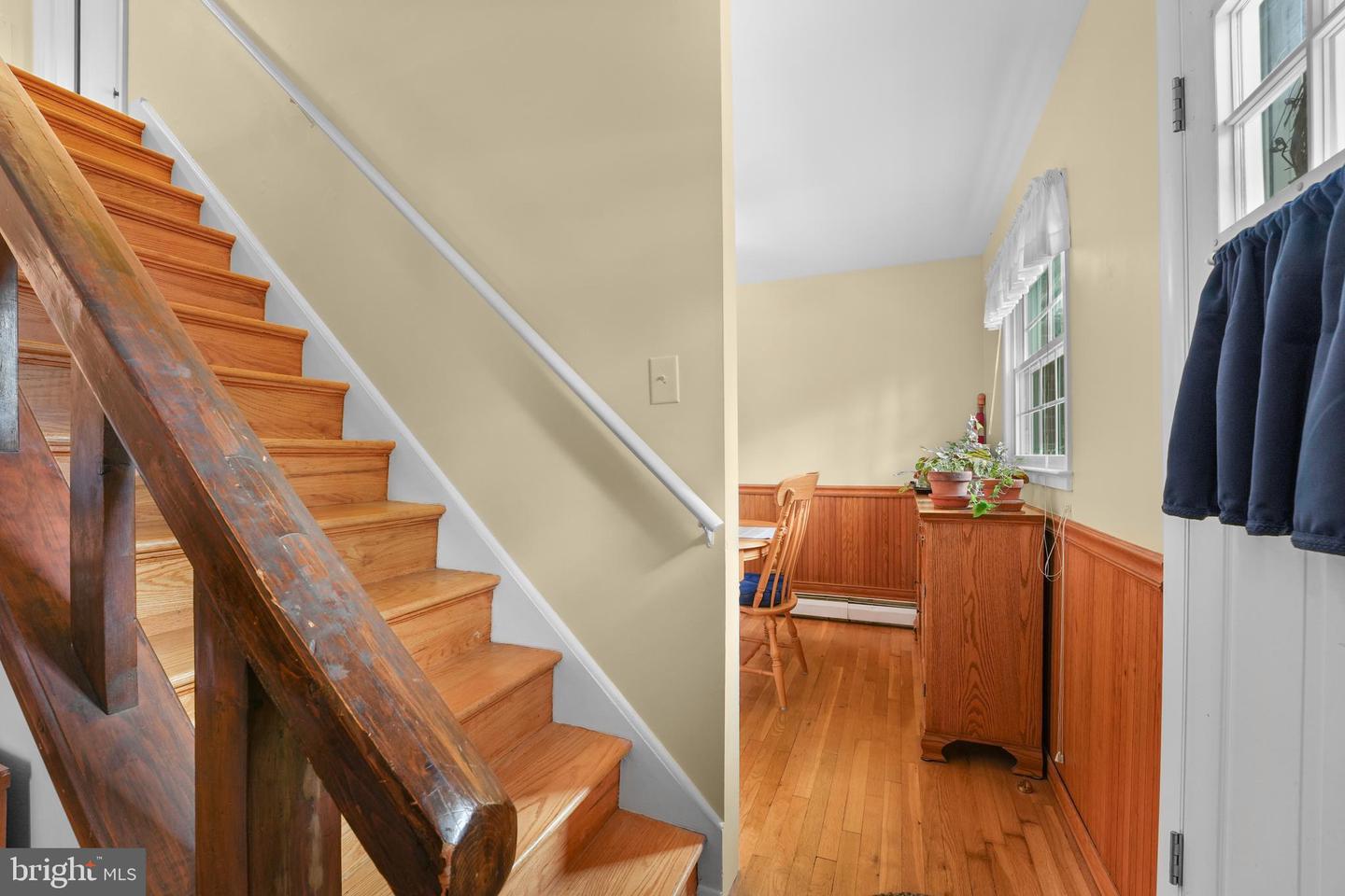 14321 BISMARK AVE, WOODBRIDGE, Virginia 22193, 3 Bedrooms Bedrooms, ,2 BathroomsBathrooms,Residential,For sale,14321 BISMARK AVE,VAPW2094614 MLS # VAPW2094614