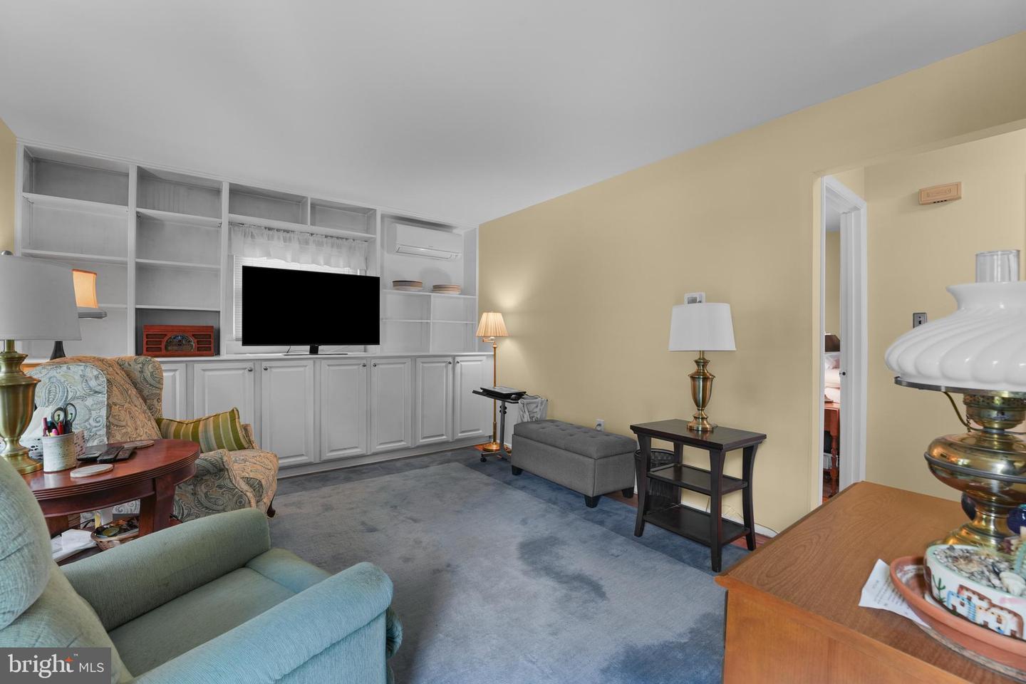 14321 BISMARK AVE, WOODBRIDGE, Virginia 22193, 3 Bedrooms Bedrooms, ,2 BathroomsBathrooms,Residential,For sale,14321 BISMARK AVE,VAPW2094614 MLS # VAPW2094614