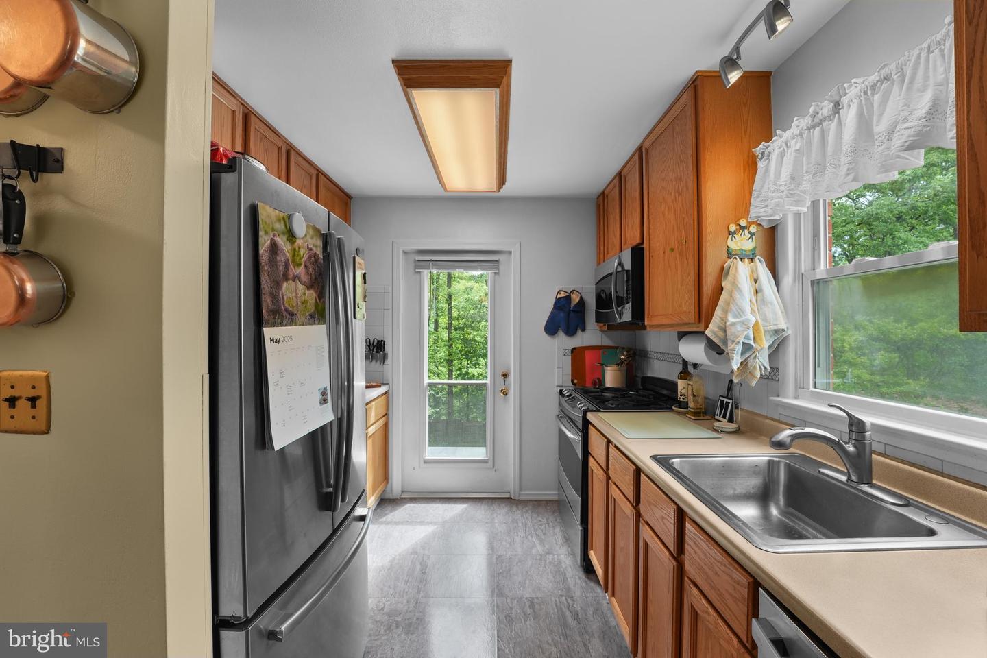 14321 BISMARK AVE, WOODBRIDGE, Virginia 22193, 3 Bedrooms Bedrooms, ,2 BathroomsBathrooms,Residential,For sale,14321 BISMARK AVE,VAPW2094614 MLS # VAPW2094614