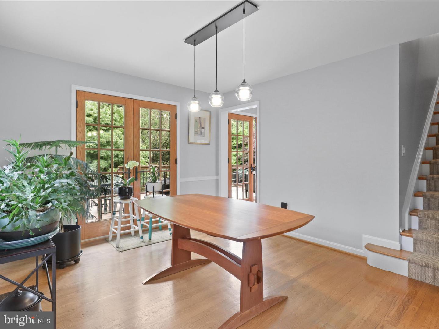 3725 N DELAWARE ST, ARLINGTON, Virginia 22207, 5 Bedrooms Bedrooms, ,3 BathroomsBathrooms,Residential,For sale,3725 N DELAWARE ST,VAAR2057466 MLS # VAAR2057466