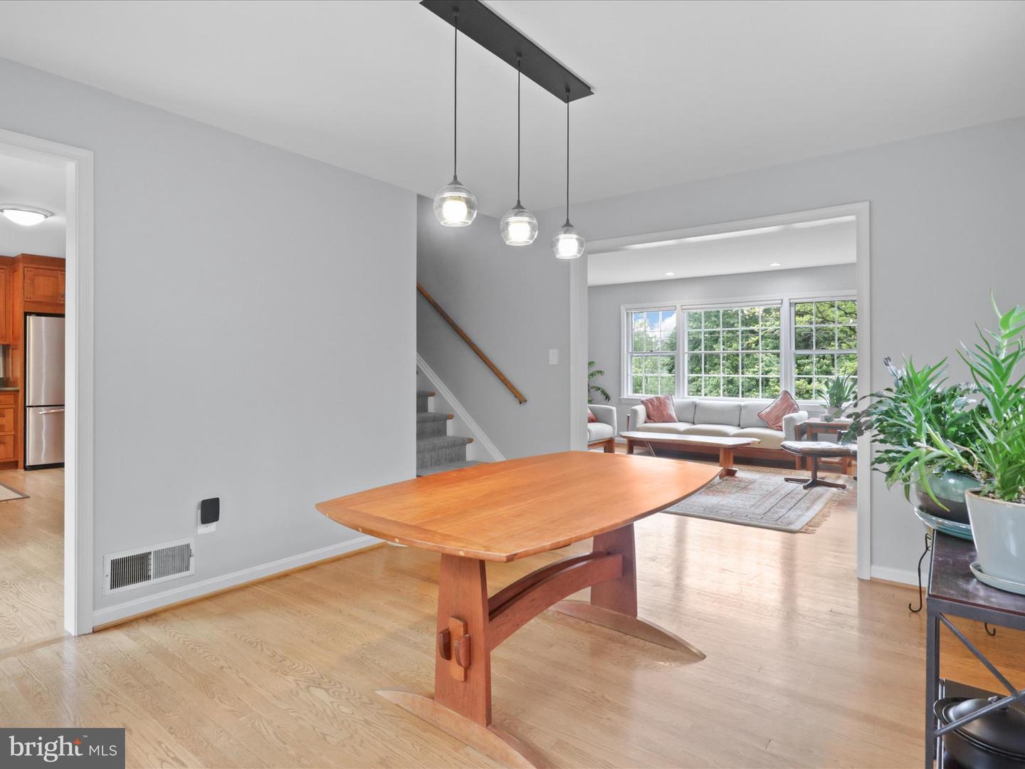 3725 N DELAWARE ST, ARLINGTON, Virginia 22207, 5 Bedrooms Bedrooms, ,3 BathroomsBathrooms,Residential,For sale,3725 N DELAWARE ST,VAAR2057466 MLS # VAAR2057466