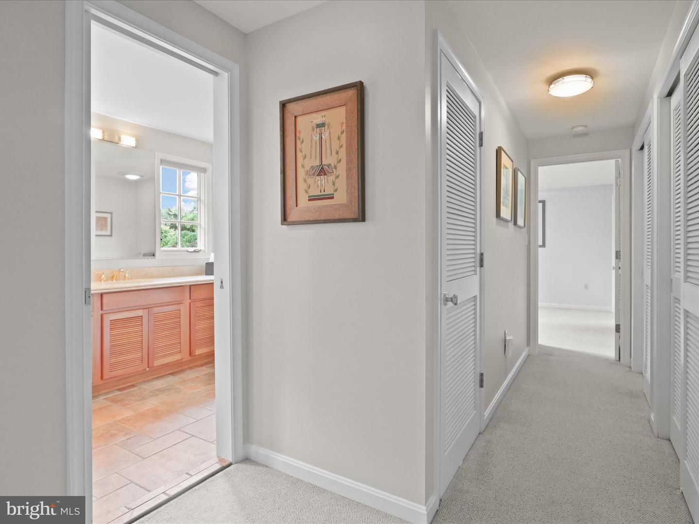 3725 N DELAWARE ST, ARLINGTON, Virginia 22207, 5 Bedrooms Bedrooms, ,3 BathroomsBathrooms,Residential,For sale,3725 N DELAWARE ST,VAAR2057466 MLS # VAAR2057466
