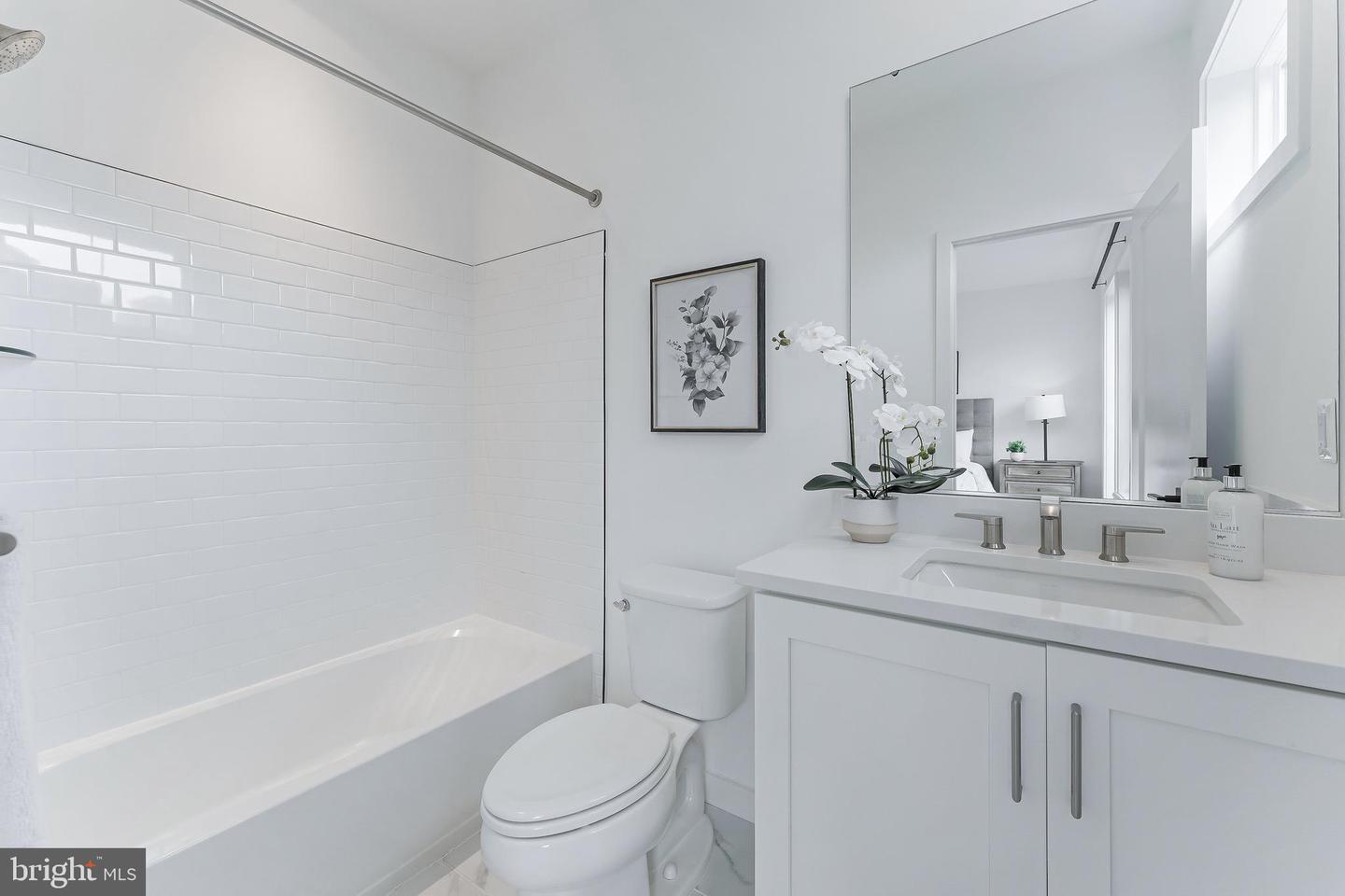 1974 ROLAND CLARKE PL, RESTON, Virginia 20191, 3 Bedrooms Bedrooms, ,3 BathroomsBathrooms,Residential,For sale,1974 ROLAND CLARKE PL,VAFX2240860 MLS # VAFX2240860