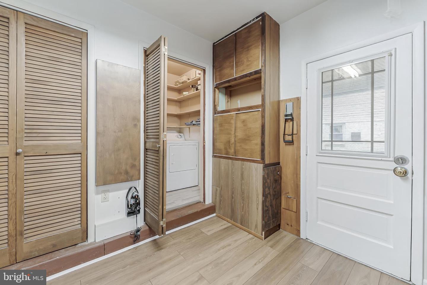 15415 MICHIGAN RD, WOODBRIDGE, Virginia 22191, 3 Bedrooms Bedrooms, 7 Rooms Rooms,1 BathroomBathrooms,Residential,For sale,15415 MICHIGAN RD,VAPW2094656 MLS # VAPW2094656