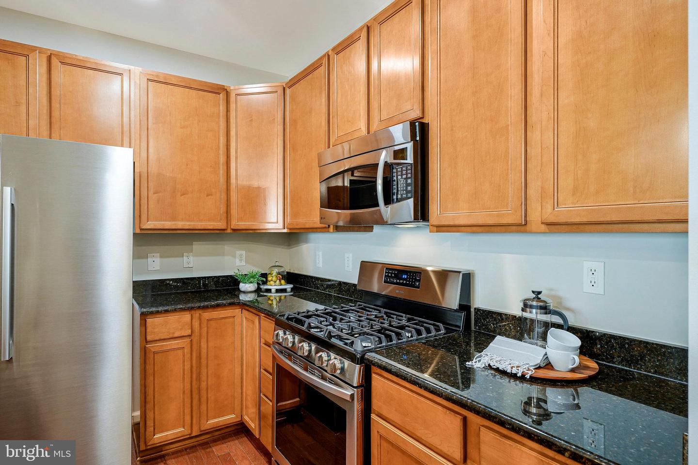 6055-A WICKER LN #127, CENTREVILLE, Virginia 20121, 3 Bedrooms Bedrooms, ,2 BathroomsBathrooms,Residential,For sale,6055-A WICKER LN #127,VAFX2240898 MLS # VAFX2240898