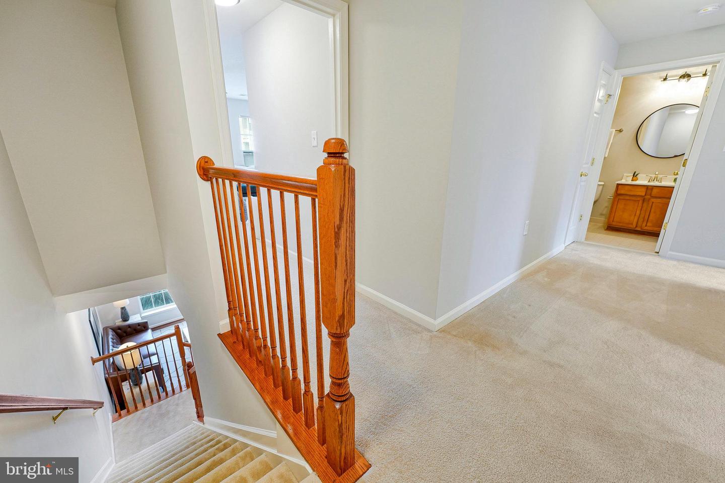 6055-A WICKER LN #127, CENTREVILLE, Virginia 20121, 3 Bedrooms Bedrooms, ,2 BathroomsBathrooms,Residential,For sale,6055-A WICKER LN #127,VAFX2240898 MLS # VAFX2240898