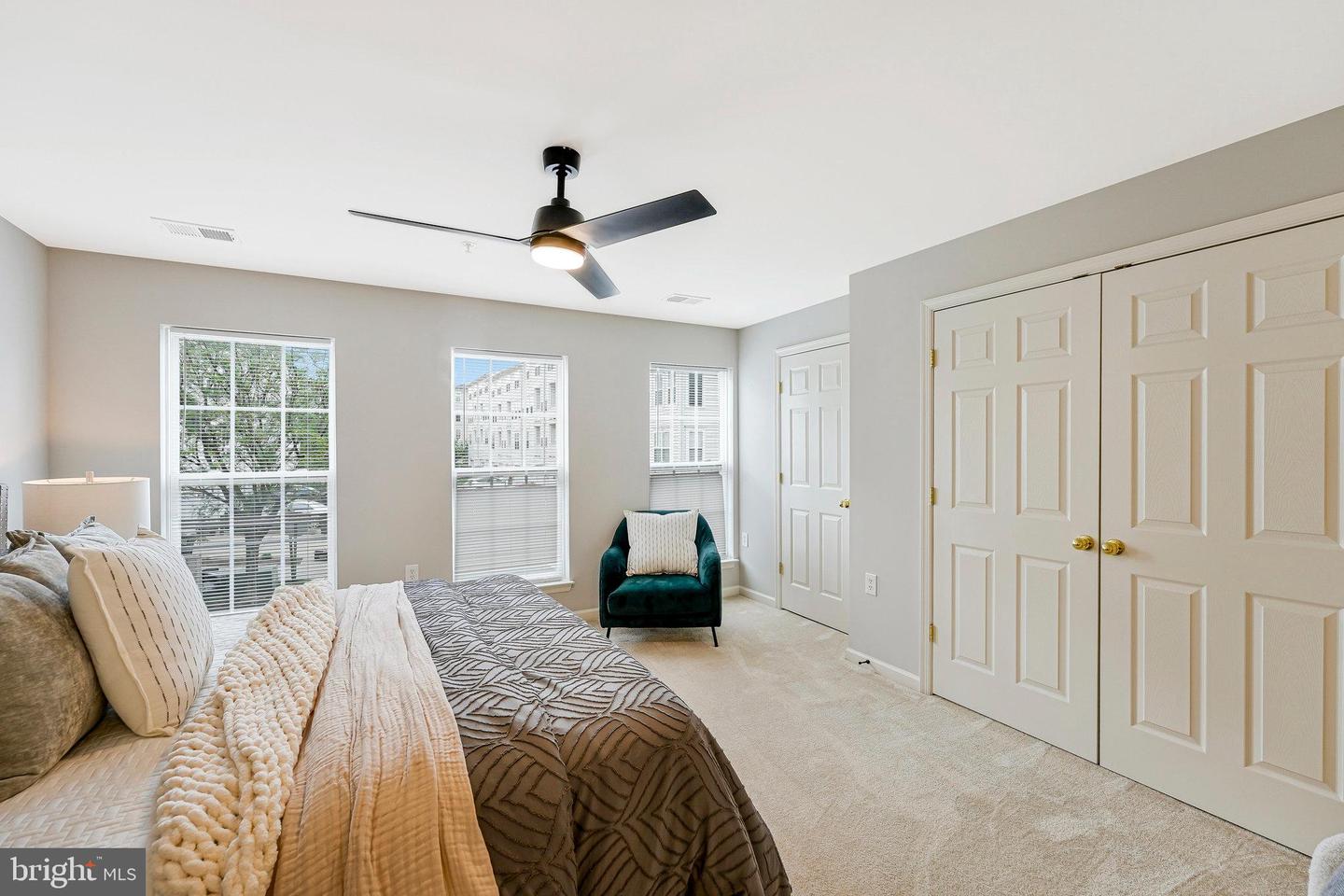 6055-A WICKER LN #127, CENTREVILLE, Virginia 20121, 3 Bedrooms Bedrooms, ,2 BathroomsBathrooms,Residential,For sale,6055-A WICKER LN #127,VAFX2240898 MLS # VAFX2240898
