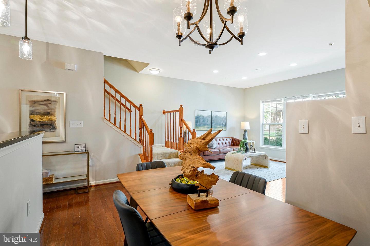 6055-A WICKER LN #127, CENTREVILLE, Virginia 20121, 3 Bedrooms Bedrooms, ,2 BathroomsBathrooms,Residential,For sale,6055-A WICKER LN #127,VAFX2240898 MLS # VAFX2240898
