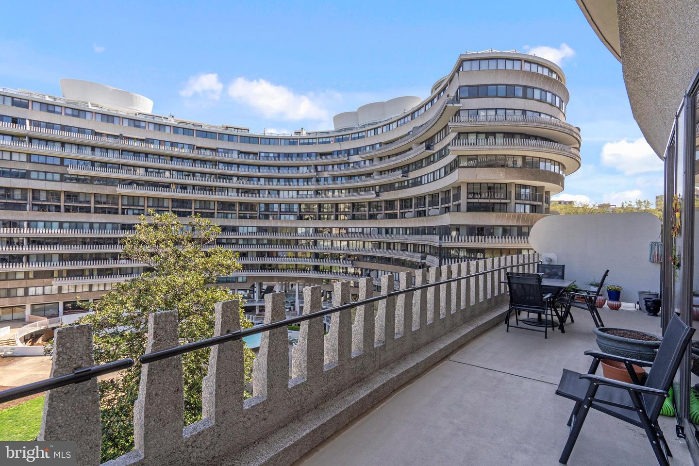 700 NEW HAMPSHIRE AVE NW #712, WASHINGTON, District Of Columbia 20037, 1 Bedroom Bedrooms, ,1 BathroomBathrooms,Residential,For sale,700 NEW HAMPSHIRE AVE NW #712,DCDC2200678 MLS # DCDC2200678