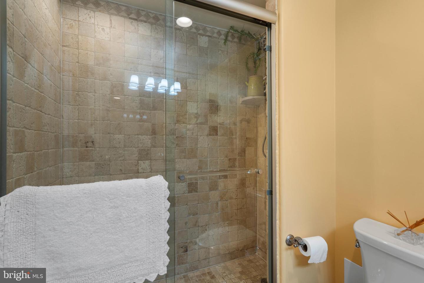 700 NEW HAMPSHIRE AVE NW #712, WASHINGTON, District Of Columbia 20037, 1 Bedroom Bedrooms, ,1 BathroomBathrooms,Residential,For sale,700 NEW HAMPSHIRE AVE NW #712,DCDC2200678 MLS # DCDC2200678