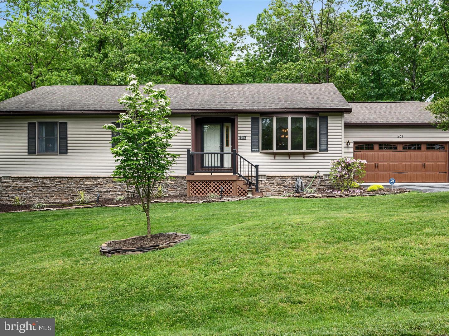 506 NORTHWOOD CIR, CROSS JUNCTION, Virginia 22625, 3 Bedrooms Bedrooms, ,2 BathroomsBathrooms,Residential,For sale,506 NORTHWOOD CIR,VAFV2034154 MLS # VAFV2034154