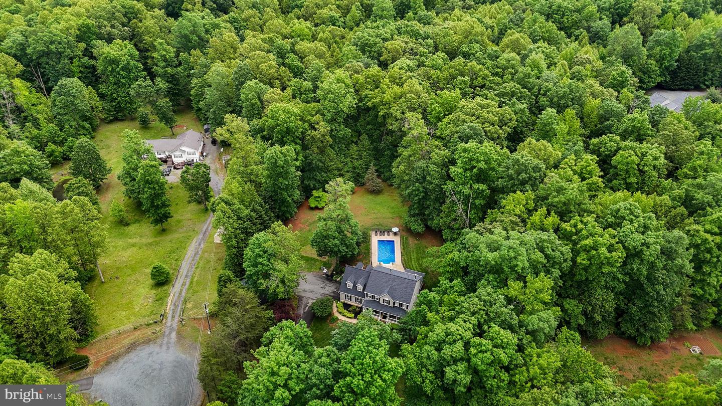 42 AMSONIA CT, STAFFORD, Virginia 22556, 5 Bedrooms Bedrooms, ,3 BathroomsBathrooms,Residential,For sale,42 AMSONIA CT,VAST2038856 MLS # VAST2038856