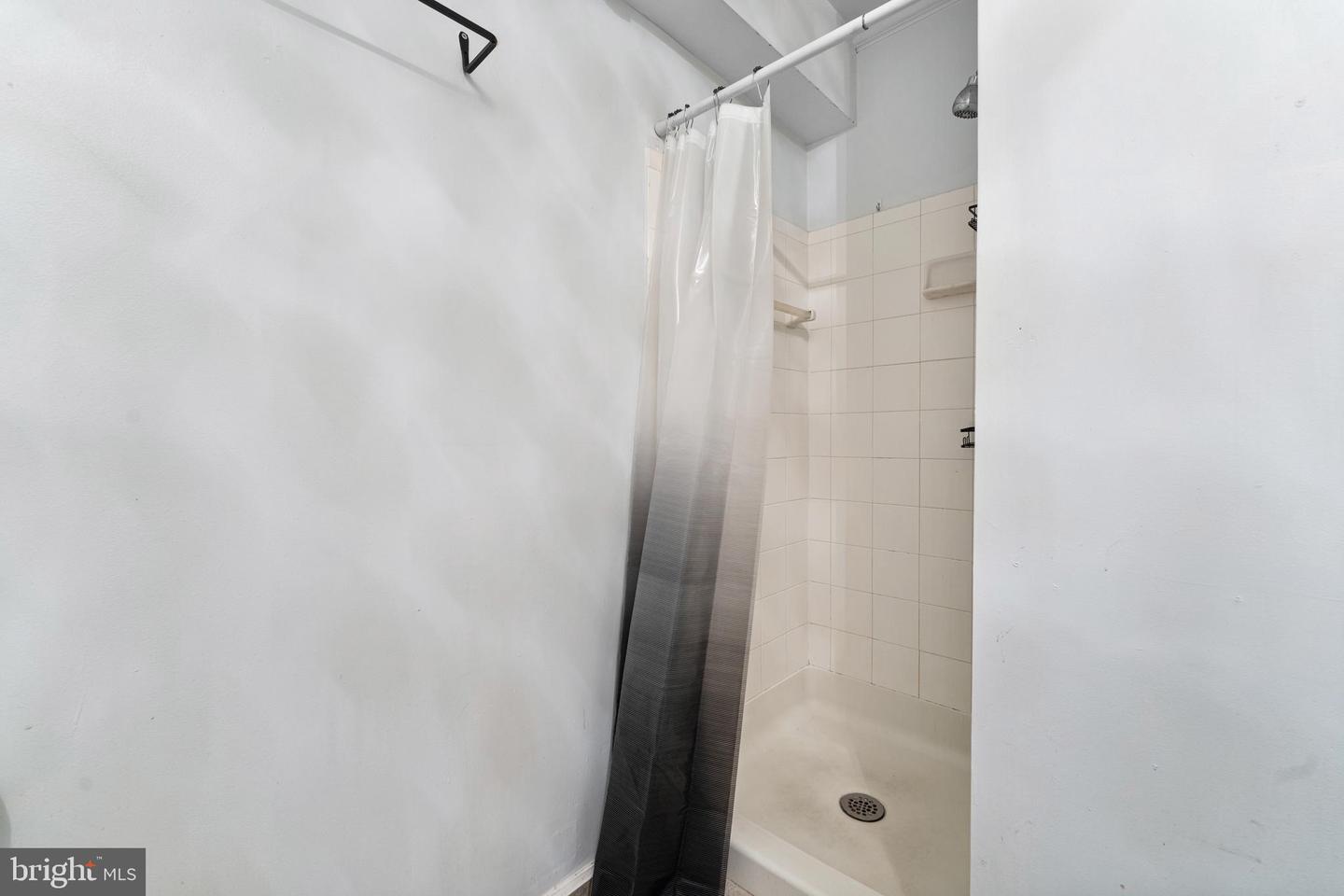 520 FORBES ST, FREDERICKSBURG, Virginia 22405, 5 Bedrooms Bedrooms, ,2 BathroomsBathrooms,Residential,For sale,520 FORBES ST,VAST2038836 MLS # VAST2038836
