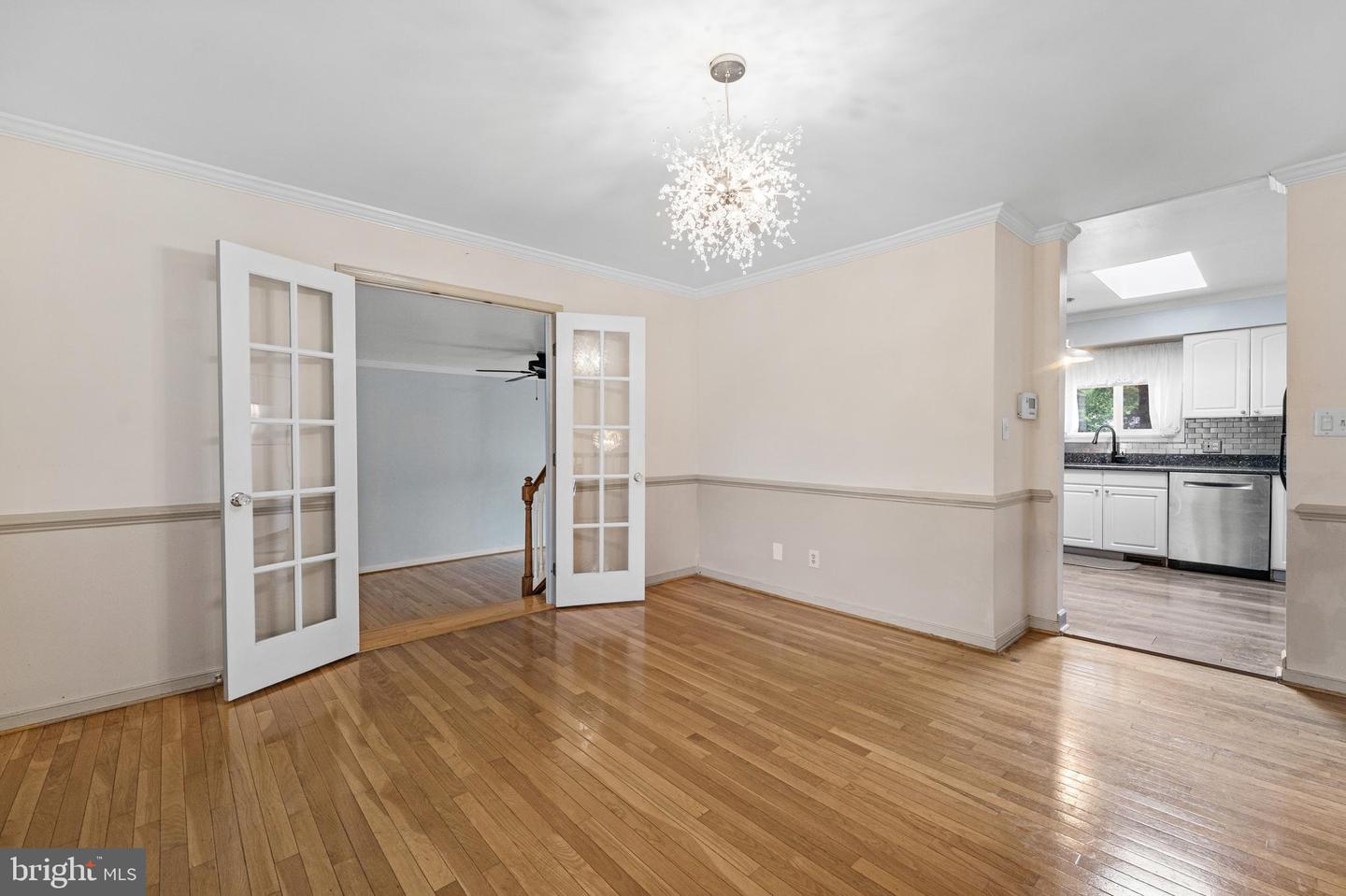 520 FORBES ST, FREDERICKSBURG, Virginia 22405, 5 Bedrooms Bedrooms, ,2 BathroomsBathrooms,Residential,For sale,520 FORBES ST,VAST2038836 MLS # VAST2038836