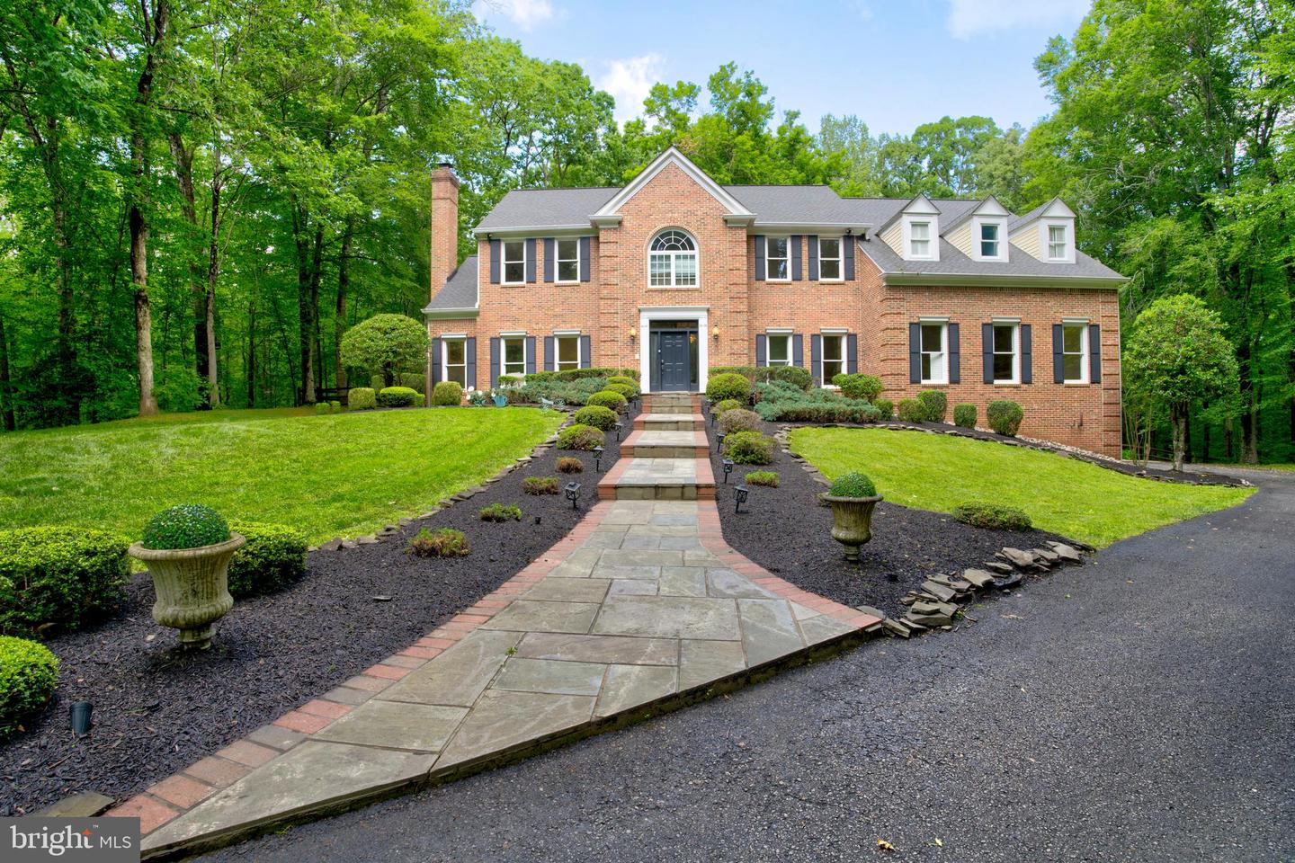 12410 CLIFTON HUNT DR, CLIFTON, Virginia 20124, 6 Bedrooms Bedrooms, ,6 BathroomsBathrooms,Residential,For sale,12410 CLIFTON HUNT DR,VAFX2240922 MLS # VAFX2240922