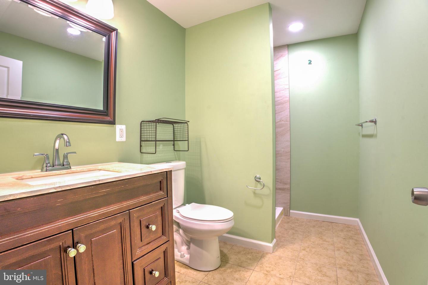 12410 CLIFTON HUNT DR, CLIFTON, Virginia 20124, 6 Bedrooms Bedrooms, ,6 BathroomsBathrooms,Residential,For sale,12410 CLIFTON HUNT DR,VAFX2240922 MLS # VAFX2240922