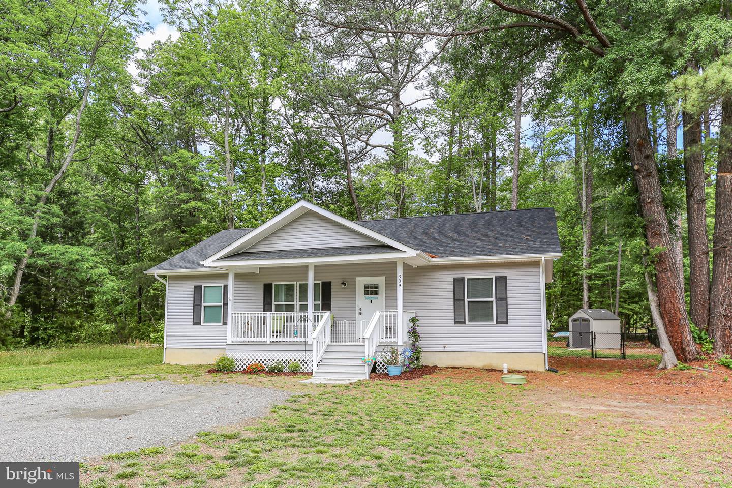 309 NORTH GLEBE RD, MONTROSS, Virginia 22520, 3 Bedrooms Bedrooms, ,2 BathroomsBathrooms,Residential,For sale,309 NORTH GLEBE RD,VAWE2008898 MLS # VAWE2008898