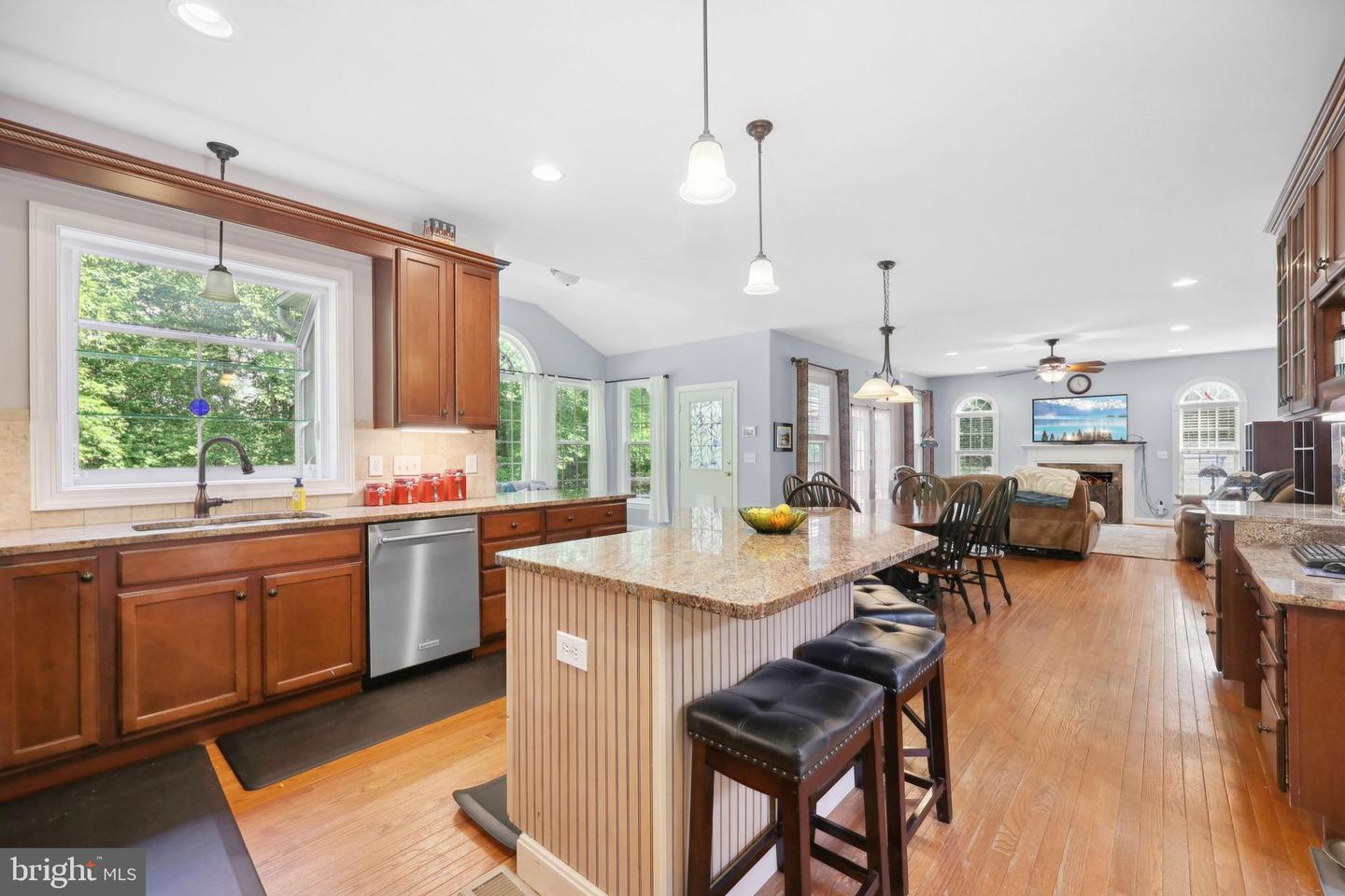1 ROLLING BROOKE CT, STAFFORD, Virginia 22554, 6 Bedrooms Bedrooms, ,4 BathroomsBathrooms,Residential,For sale,1 ROLLING BROOKE CT,VAST2038858 MLS # VAST2038858