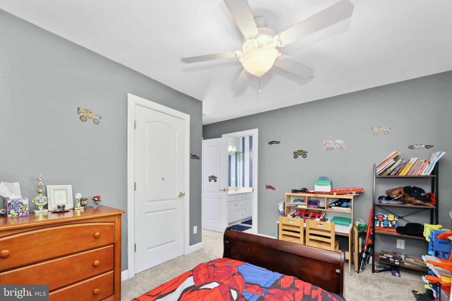 1 ROLLING BROOKE CT, STAFFORD, Virginia 22554, 6 Bedrooms Bedrooms, ,4 BathroomsBathrooms,Residential,For sale,1 ROLLING BROOKE CT,VAST2038858 MLS # VAST2038858