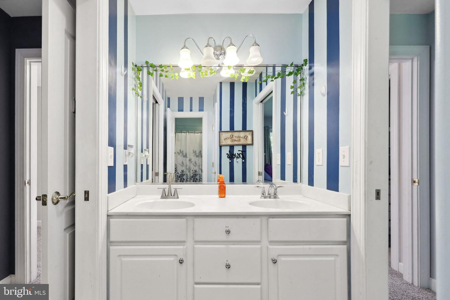 1 ROLLING BROOKE CT, STAFFORD, Virginia 22554, 6 Bedrooms Bedrooms, ,4 BathroomsBathrooms,Residential,For sale,1 ROLLING BROOKE CT,VAST2038858 MLS # VAST2038858