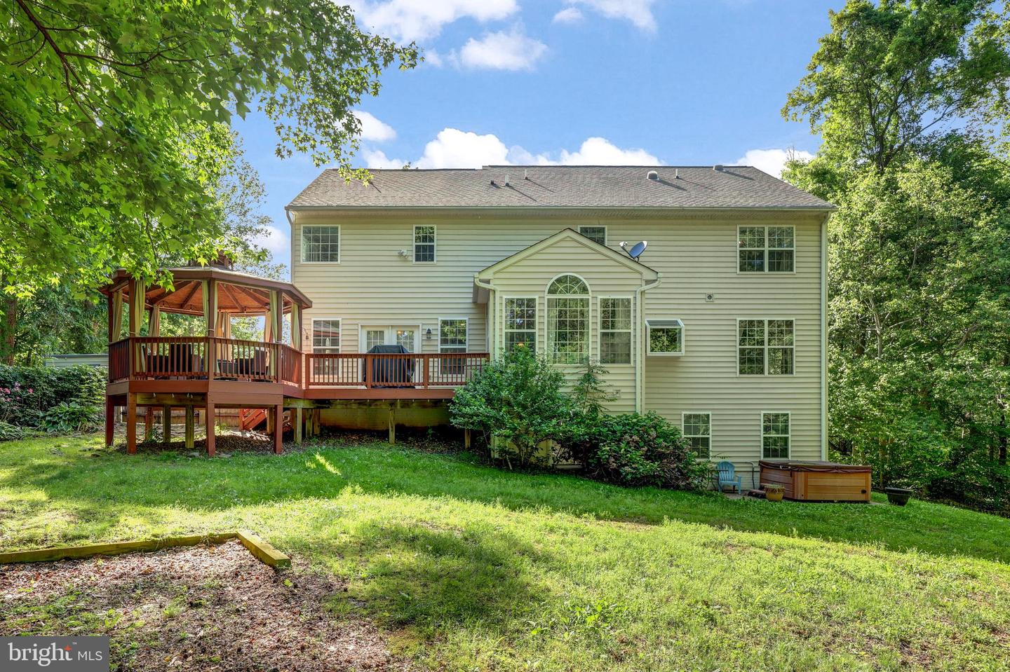 1 ROLLING BROOKE CT, STAFFORD, Virginia 22554, 6 Bedrooms Bedrooms, ,4 BathroomsBathrooms,Residential,For sale,1 ROLLING BROOKE CT,VAST2038858 MLS # VAST2038858