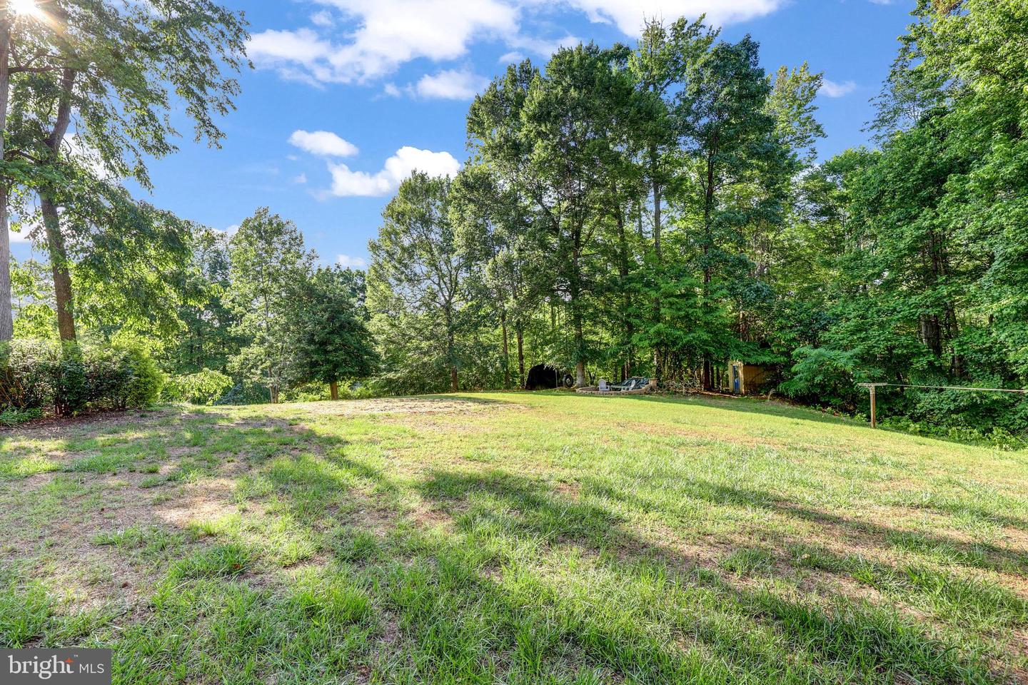 1 ROLLING BROOKE CT, STAFFORD, Virginia 22554, 6 Bedrooms Bedrooms, ,4 BathroomsBathrooms,Residential,For sale,1 ROLLING BROOKE CT,VAST2038858 MLS # VAST2038858