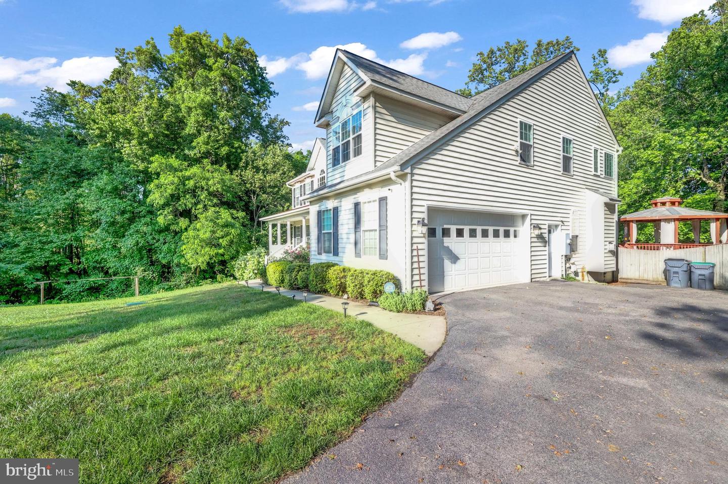 1 ROLLING BROOKE CT, STAFFORD, Virginia 22554, 6 Bedrooms Bedrooms, ,4 BathroomsBathrooms,Residential,For sale,1 ROLLING BROOKE CT,VAST2038858 MLS # VAST2038858