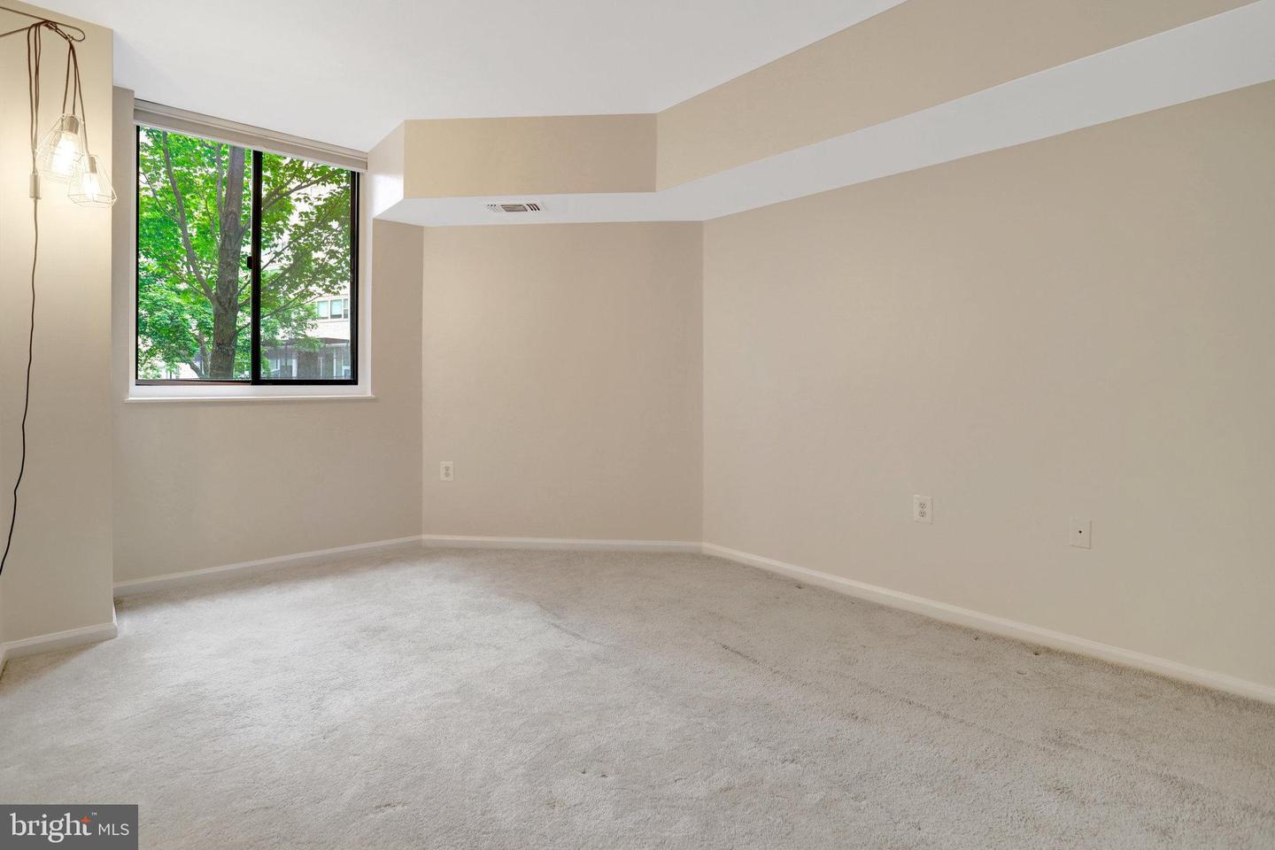 1001 N RANDOLPH ST #109, ARLINGTON, Virginia 22201, 1 Bedroom Bedrooms, ,1 BathroomBathrooms,Residential,For sale,1001 N RANDOLPH ST #109,VAAR2057498 MLS # VAAR2057498