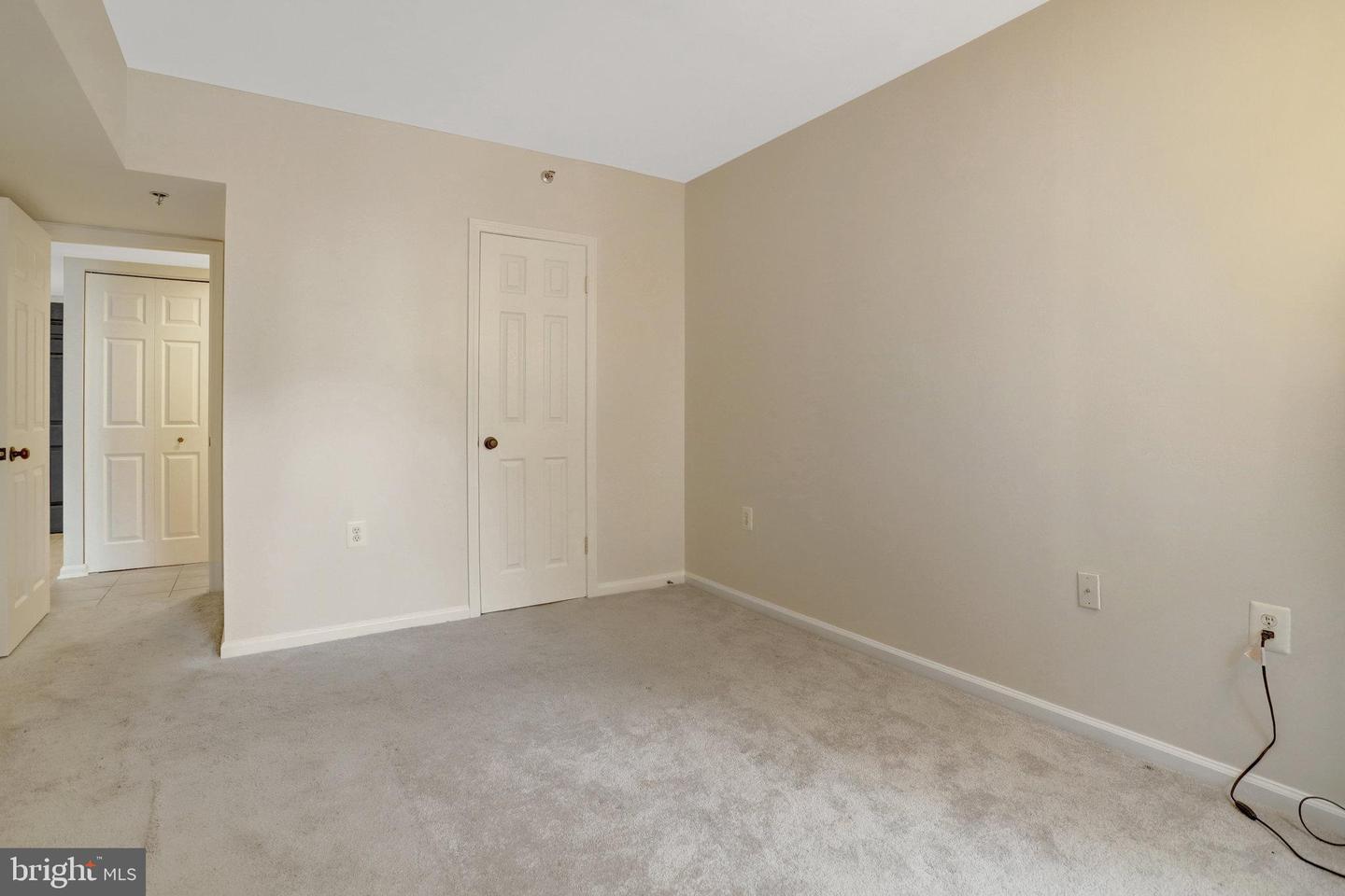 1001 N RANDOLPH ST #109, ARLINGTON, Virginia 22201, 1 Bedroom Bedrooms, ,1 BathroomBathrooms,Residential,For sale,1001 N RANDOLPH ST #109,VAAR2057498 MLS # VAAR2057498