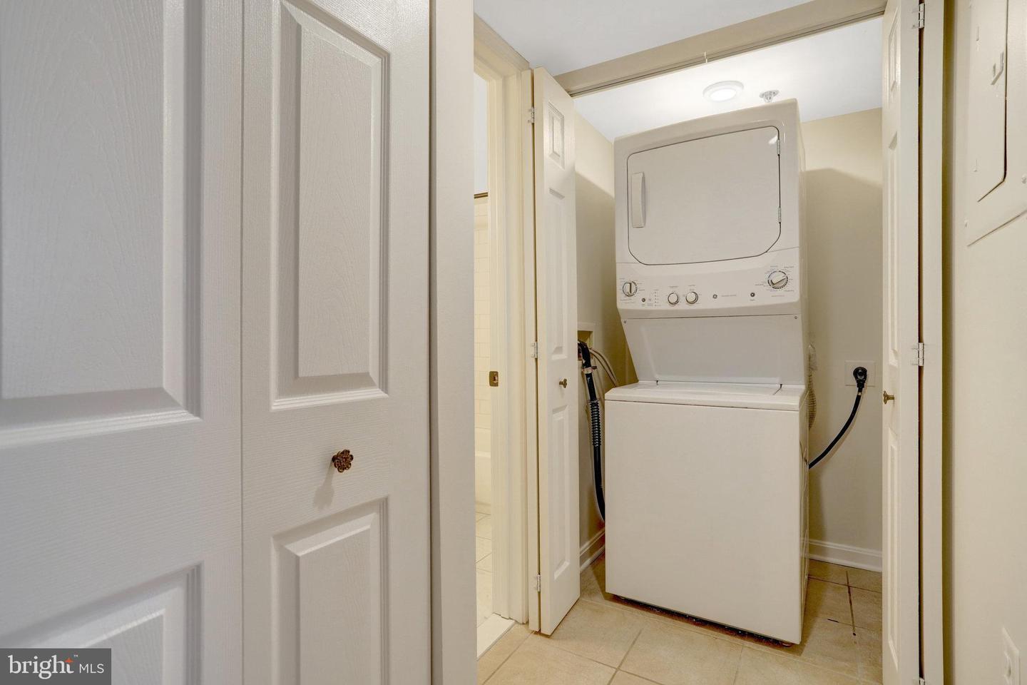 1001 N RANDOLPH ST #109, ARLINGTON, Virginia 22201, 1 Bedroom Bedrooms, ,1 BathroomBathrooms,Residential,For sale,1001 N RANDOLPH ST #109,VAAR2057498 MLS # VAAR2057498