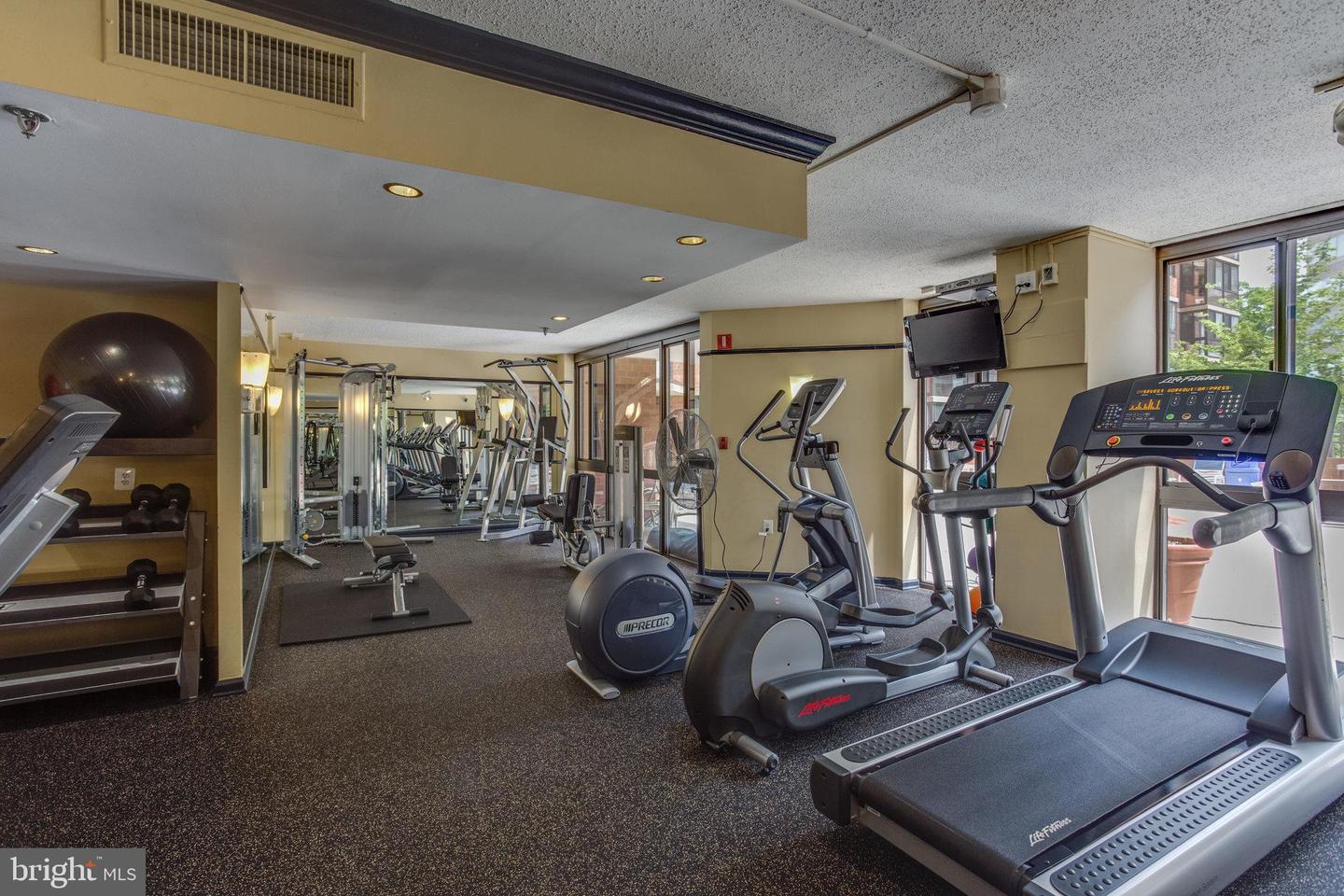 1001 N RANDOLPH ST #109, ARLINGTON, Virginia 22201, 1 Bedroom Bedrooms, ,1 BathroomBathrooms,Residential,For sale,1001 N RANDOLPH ST #109,VAAR2057498 MLS # VAAR2057498