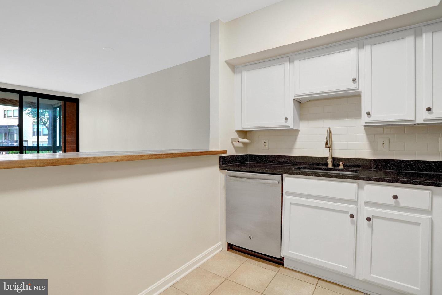 1001 N RANDOLPH ST #109, ARLINGTON, Virginia 22201, 1 Bedroom Bedrooms, ,1 BathroomBathrooms,Residential,For sale,1001 N RANDOLPH ST #109,VAAR2057498 MLS # VAAR2057498