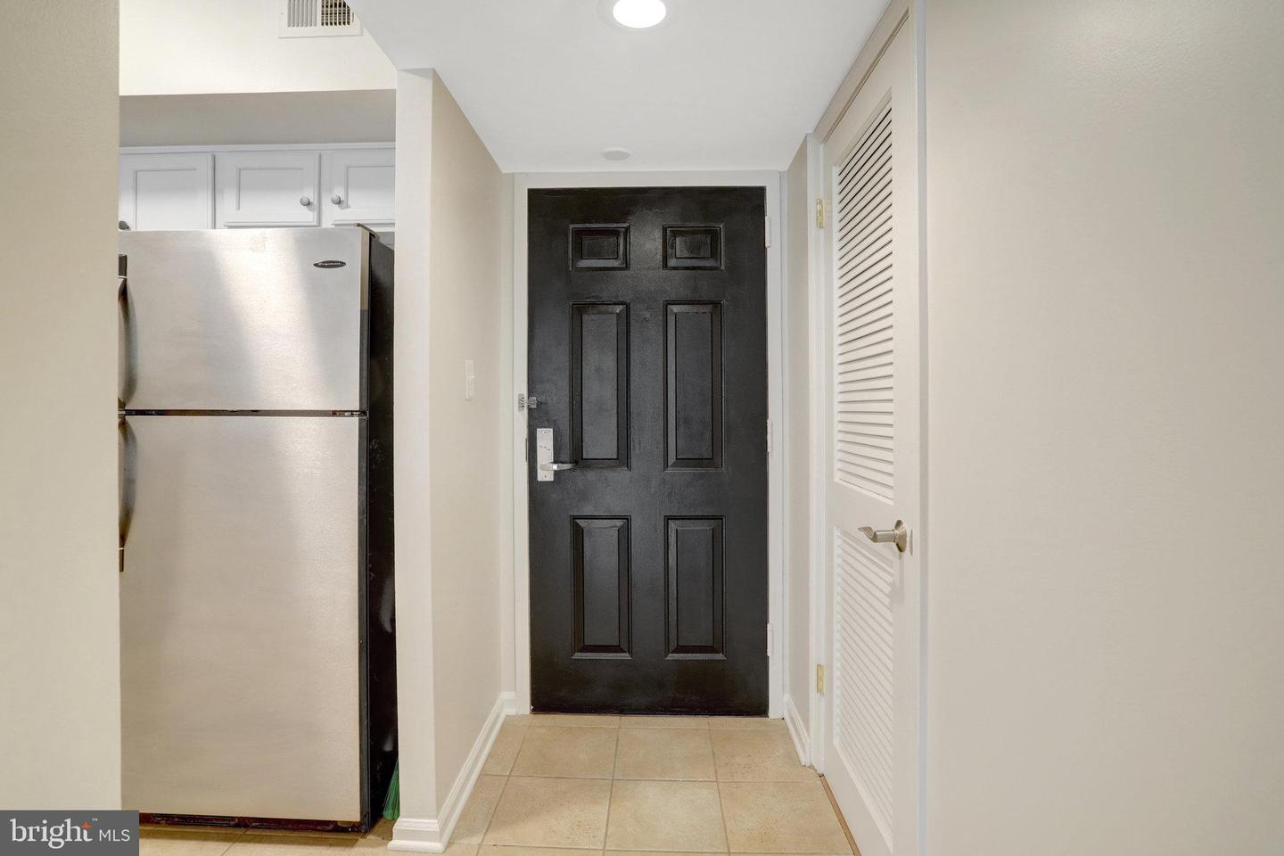 1001 N RANDOLPH ST #109, ARLINGTON, Virginia 22201, 1 Bedroom Bedrooms, ,1 BathroomBathrooms,Residential,For sale,1001 N RANDOLPH ST #109,VAAR2057498 MLS # VAAR2057498