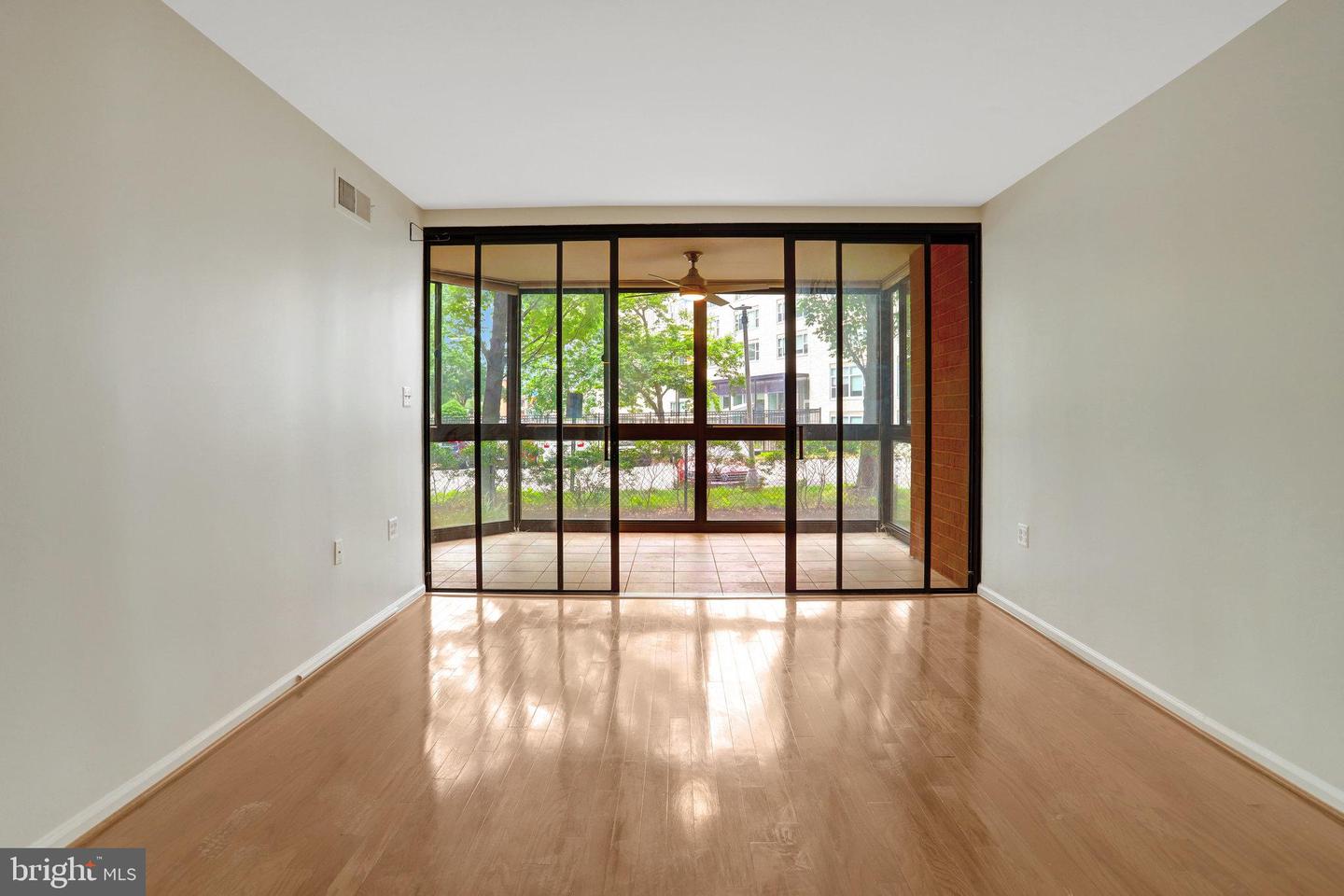1001 N RANDOLPH ST #109, ARLINGTON, Virginia 22201, 1 Bedroom Bedrooms, ,1 BathroomBathrooms,Residential,For sale,1001 N RANDOLPH ST #109,VAAR2057498 MLS # VAAR2057498